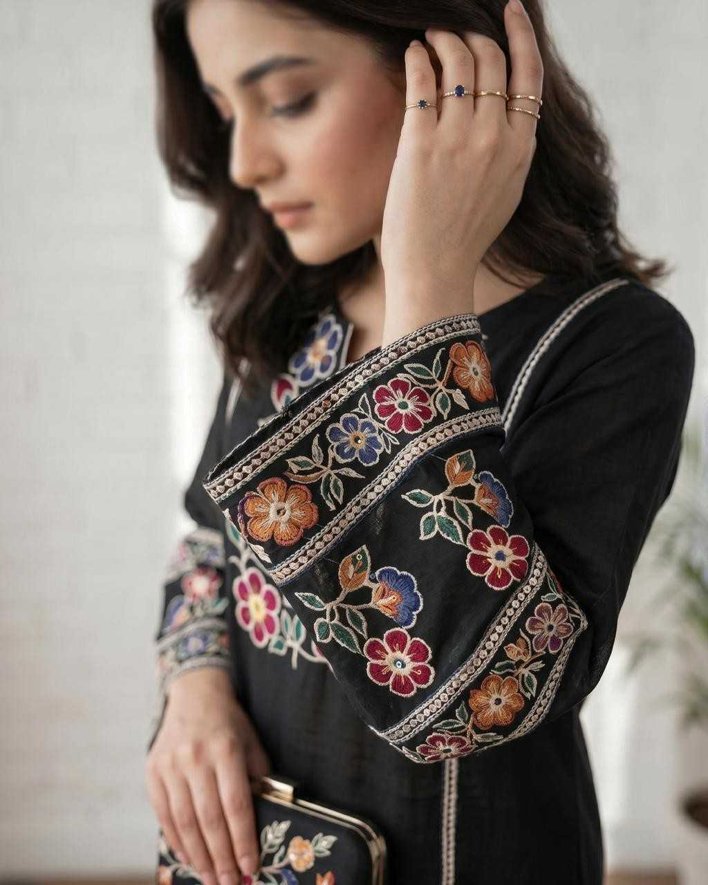 Black Floral Embroidered Co-ord Set - Image 4